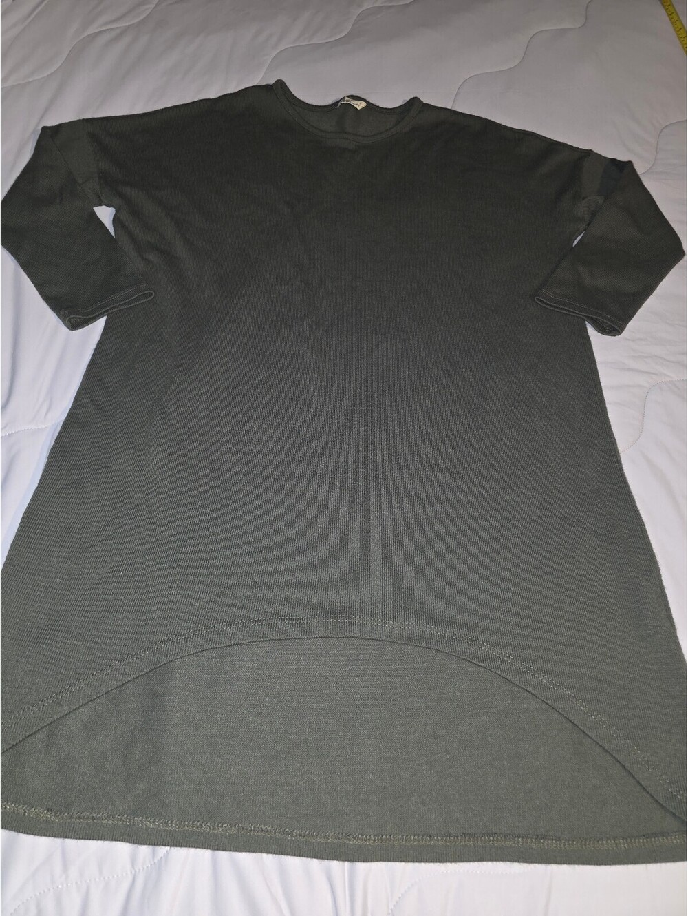 Koll  Knit Womens Asymetrical Olive green  Shirt Sweater Size Large 100% COTTON